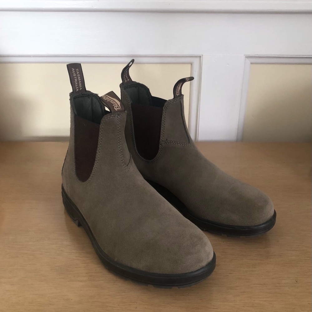 Blundstone #1469 Boot Men’s 9/ Women’s 11 EUC